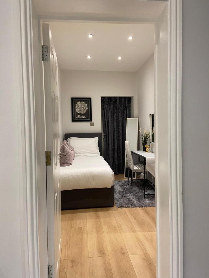 Elegant 2 Bed Flat In Chiswick Londres Exterior foto