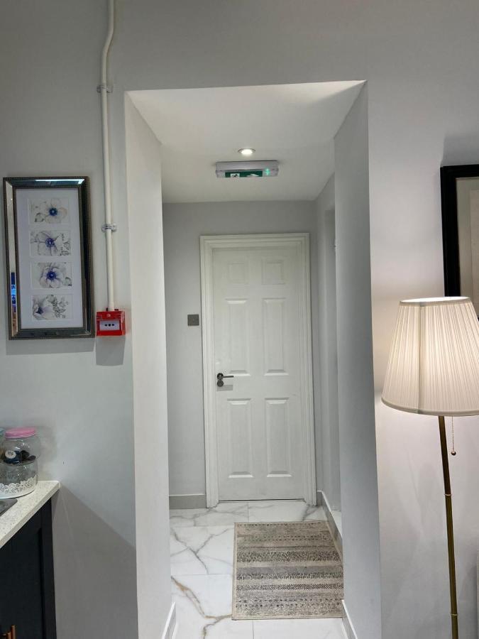 Elegant 2 Bed Flat In Chiswick Londres Exterior foto